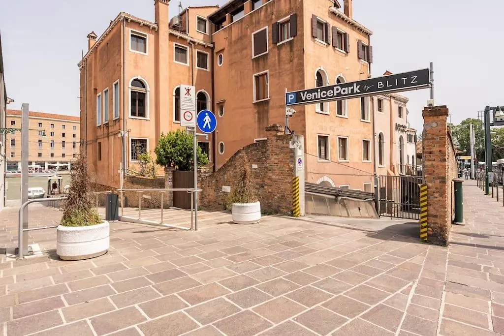 Bed & Breakfast Venice Luxury Suites